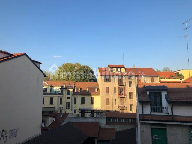 Bilocale via Marco Aurelio 47, Rovereto, Milano