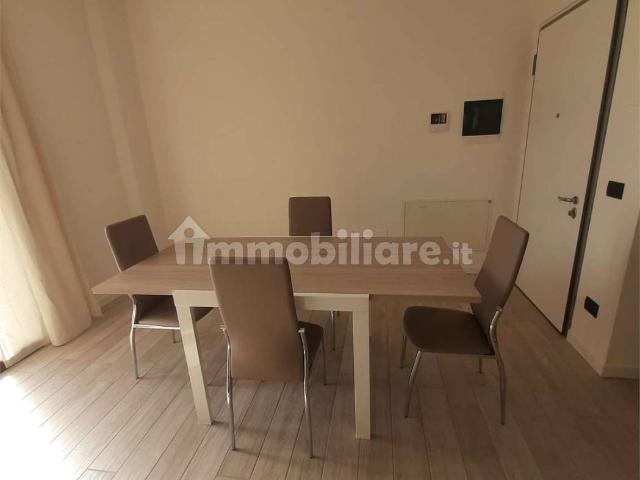 Bilocale via Marconi, 18, Villa Guardia