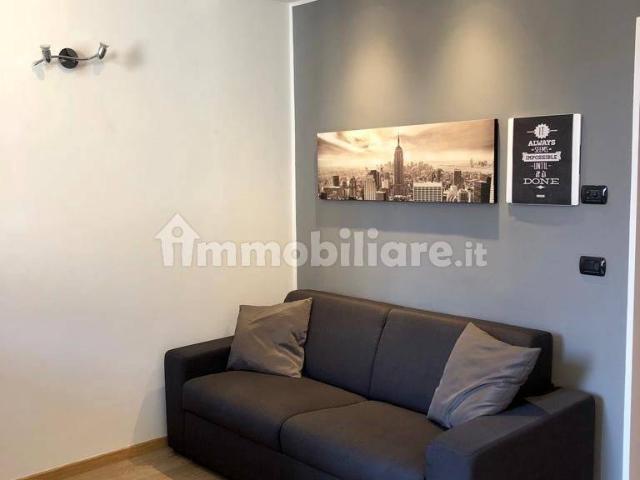 Bilocale via Marcantonio dal Re 16, Certosa, Milano