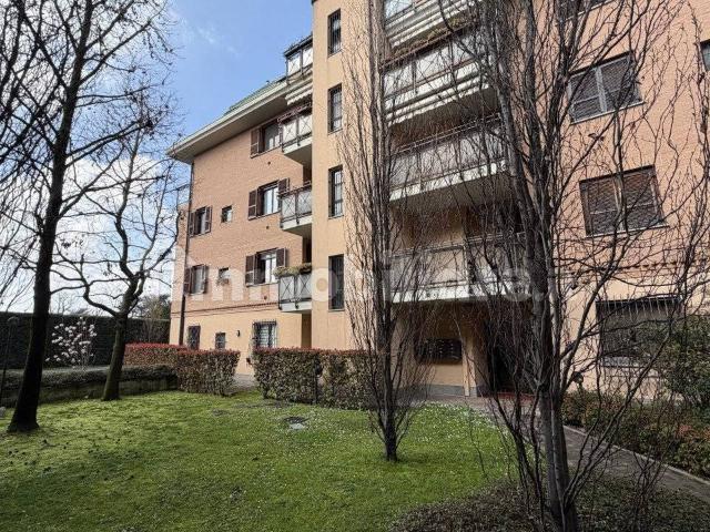 Bilocale via Milano 15, Centro, Rozzano