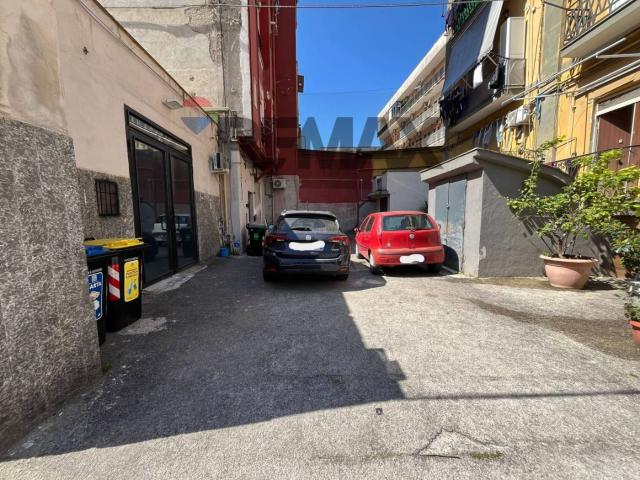 Bilocale via Nuova Poggioreale 46, Centro Direzionale, Napoli