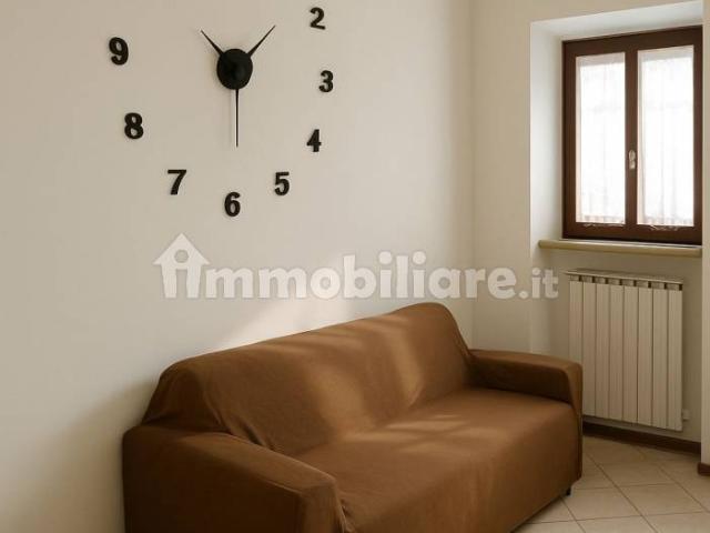 Bilocale via Solferino 82/2, Cadrezzate con Osmate