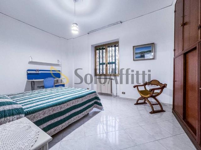 Bilocale via Saverio Altamura, Arenella, Napoli