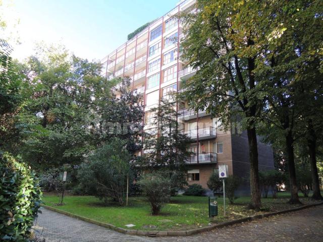 Bilocale via Savona 63, Solari, Milano