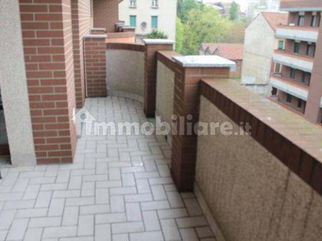 Bilocale via San Bernardino da Siena 9, Centro Stazione, Novara