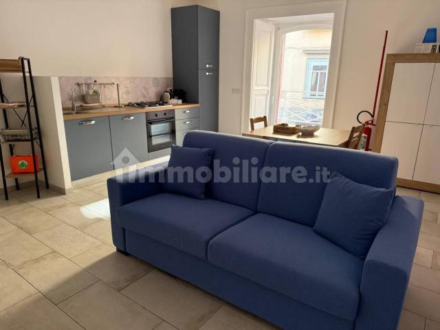 Bilocale via San Carlo alle Mortelle 6, Monte di Dio, Napoli