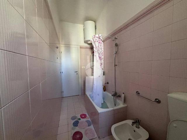 Bilocale via San Cipriano 27, Ospedale, La Spezia