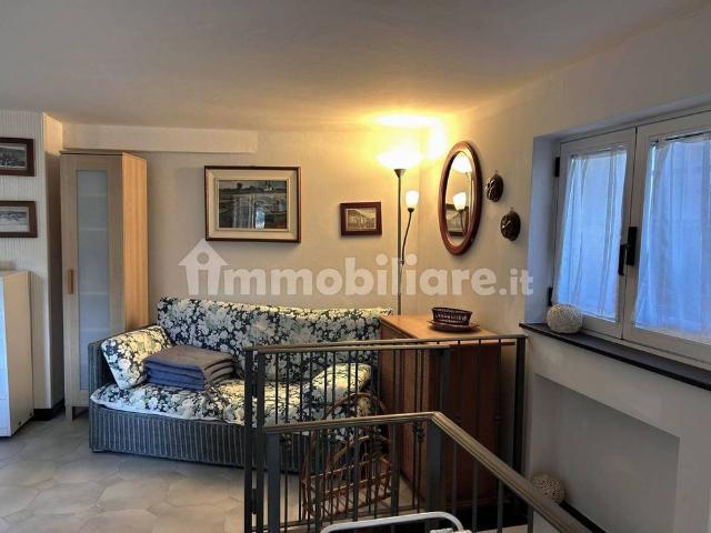 Bilocale via San Lorenzo 3, Centro, Santa Margherita Ligure