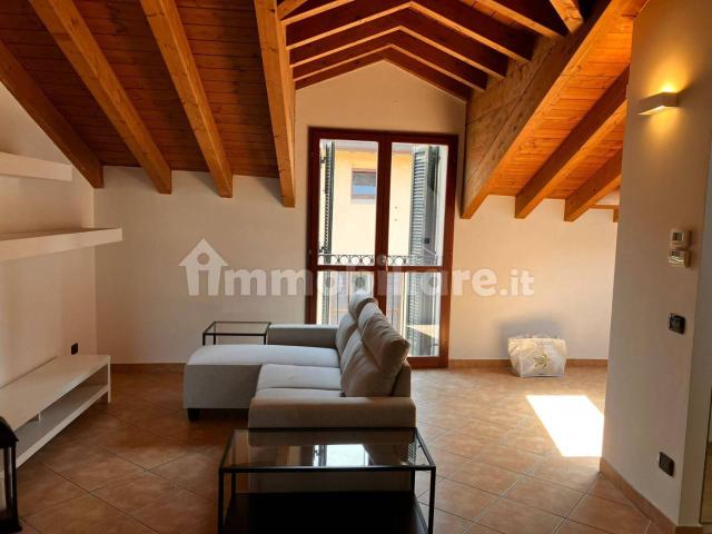 Bilocale via Sant'Anna, Centro, Arese
