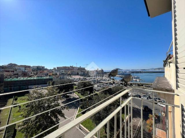 Bilocale via Serapide, Porto, Pozzuoli