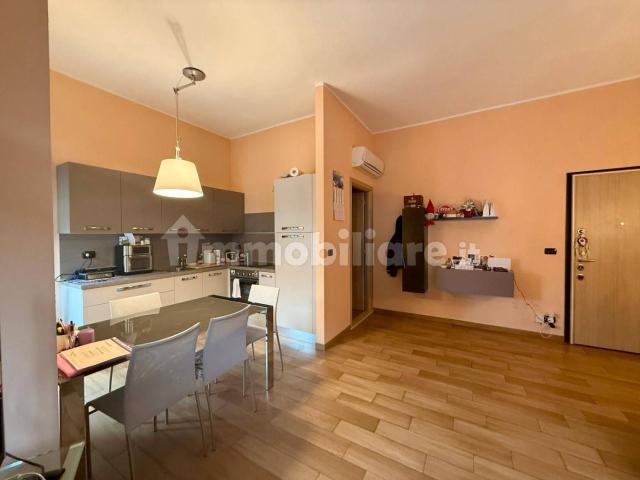 Bilocale via Statuto, Centro, Cuneo