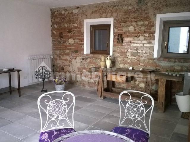 Bilocale via Strera 52, Centro, Oleggio