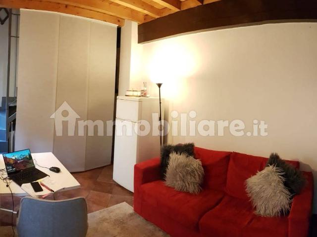 Bilocale via Porro Lambertenghi 17, Centro Storico, Como