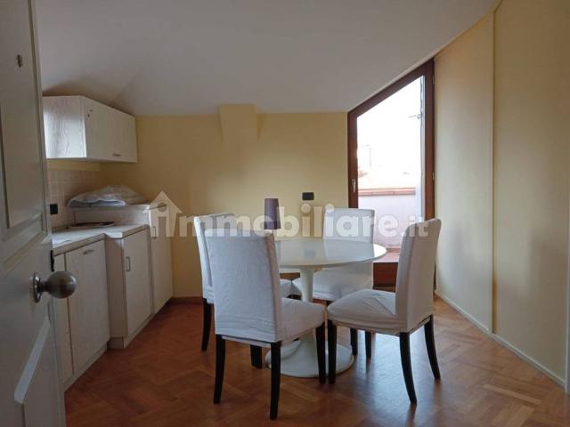Bilocale via Porrenese 6a, Centro, Poppi