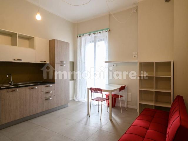 Bilocale via padova 12, Aurora, Torino