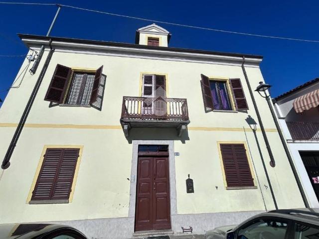 Bilocale via Papa Giovanni XXIII 37, Centro, Valfenera