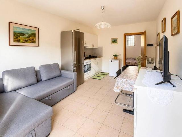 Bilocale via per albisano 12, Centro, Torri del Benaco