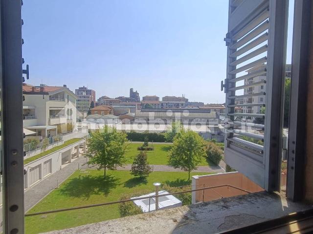 Bilocale via Pericle, 15, Precotto, Milano