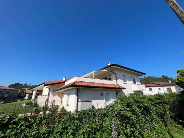Bilocale via Piero Maroncelli 4, Caiello, Gallarate