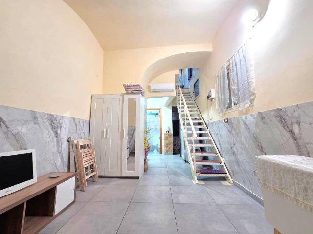 Bilocale via Pigna 130, Pigna Omodeo, Napoli