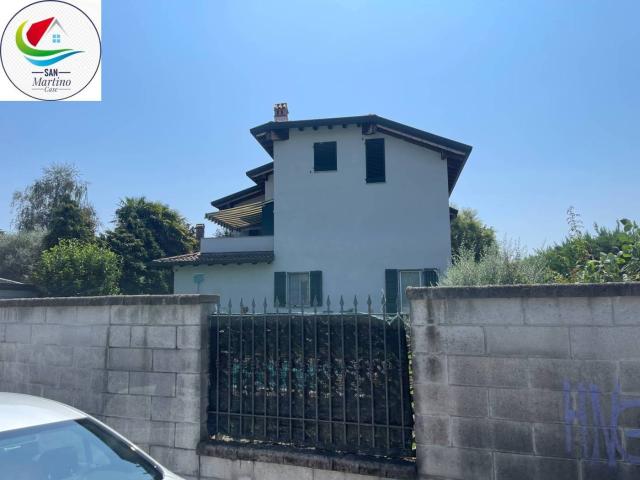 Bilocale via Pio X 5/a, Semicentro, Isola, Corbetta