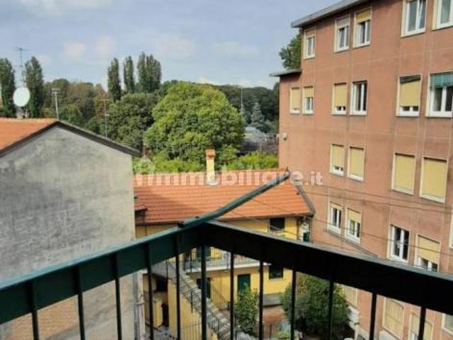 Bilocale via Pistoia 17, Baggio, Milano