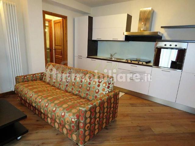 Bilocale via Roma 73, Centro, Courmayeur