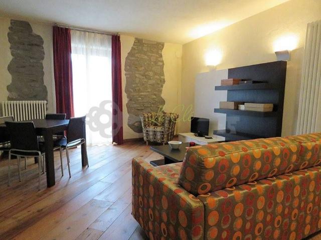 Bilocale via Roma 73, Centro, Courmayeur