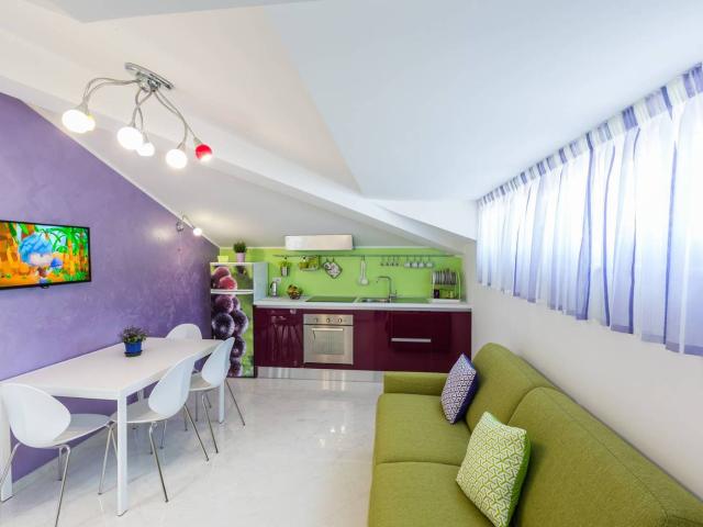 Bilocale via Roma 84, Centro, Grottammare