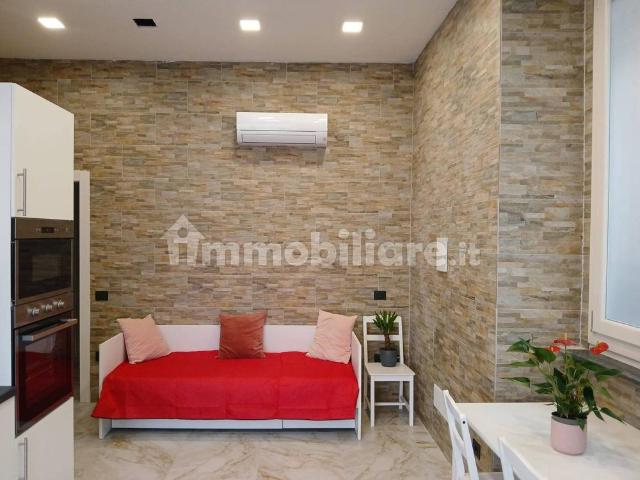 Bilocale via Roma, Centro, Carrara