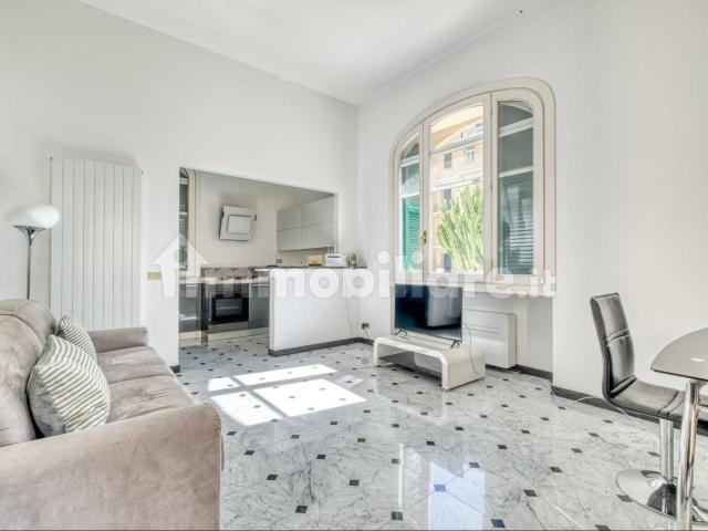 Bilocale via Romana 57, Centro, Bordighera