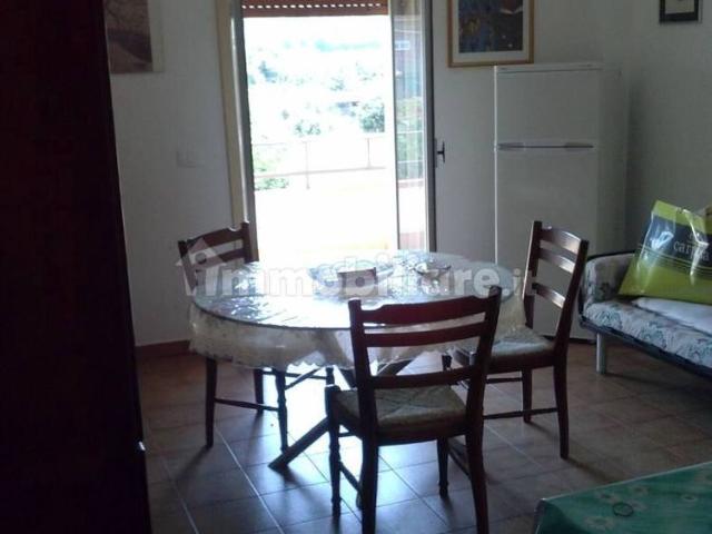 Bilocale via Rosate, 67, Oliveri