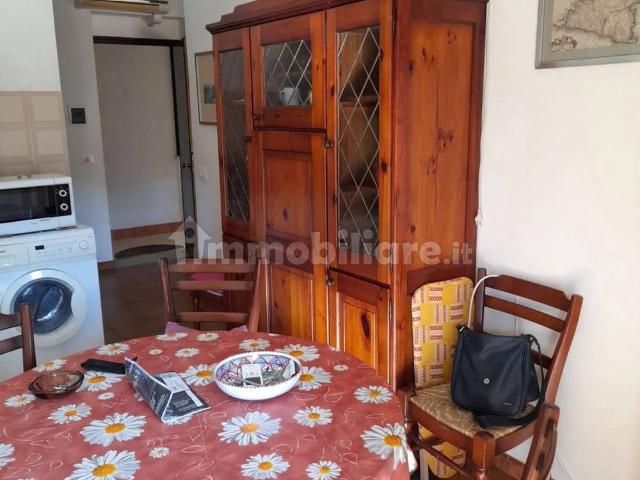 Bilocale via Rosate, 67, Oliveri