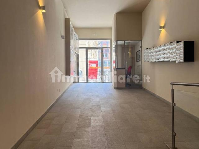 Bilocale via Raffaele Conforti 17, Centro, Salerno