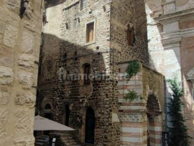 Bilocale via Ritorta 1, Centro Storico, Perugia