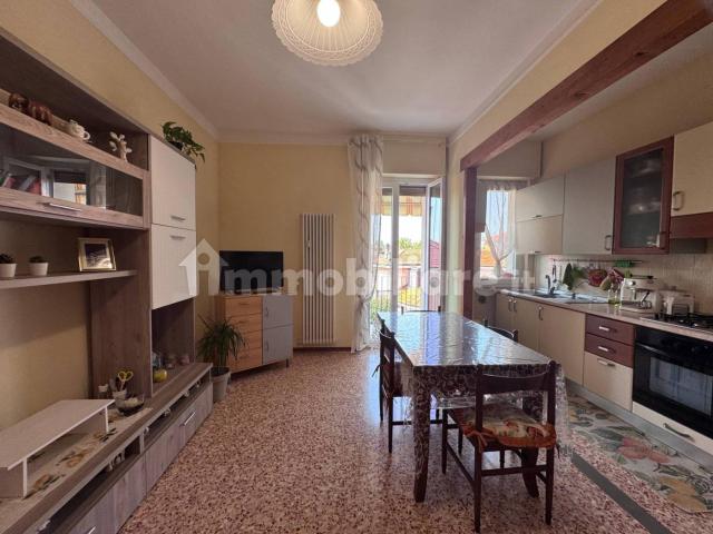 Bilocale via Risaglia 8, Centro, Fossano