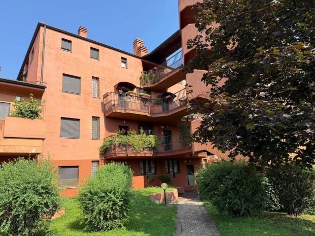 Bilocale via Tevere 7, Centro, Lainate