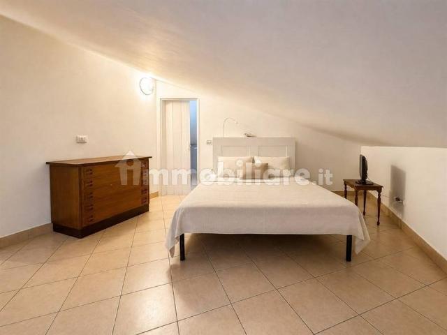 Bilocale via Trilussa 128A, Centro, Albano Laziale