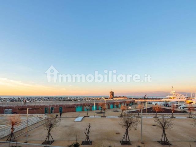 Bilocale via Tullio Crosio 2, Marina di Pisa, Pisa