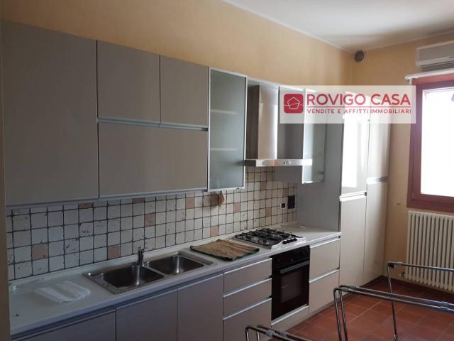 Bilocale via umberto I°, Centro, Villadose