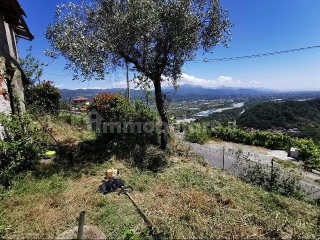 Bilocale via Umberto Maddalena, Centro, Vezzano Ligure