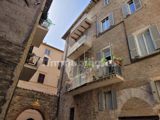 Bilocale via Ulisse Rocchi, Centro Storico, Perugia