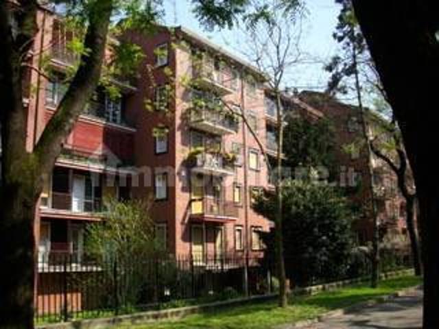 Bilocale via Val di Sole, Vigentino Fatima, Milano