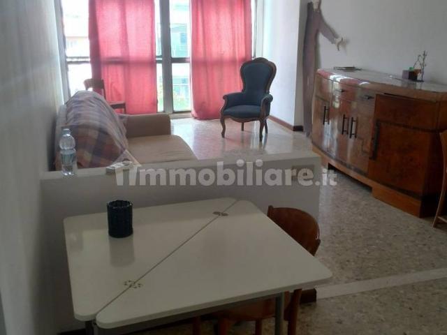 Bilocale via Valtellina, Farini, Milano