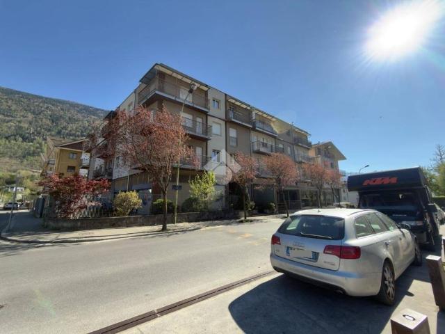 Bilocale via Vanoni 21, Centro, Tirano