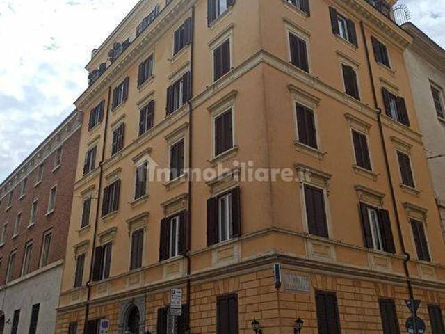 Bilocale via Varese 7, Castro Pretorio, Roma