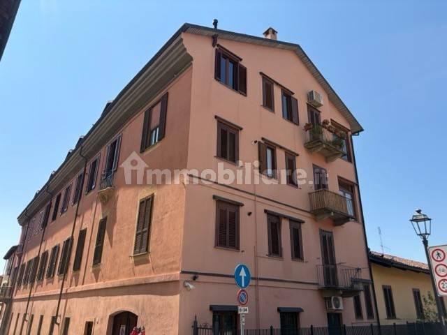 Bilocale via Vittorio Alfieri 17BIS, Centro Storico, Moncalieri