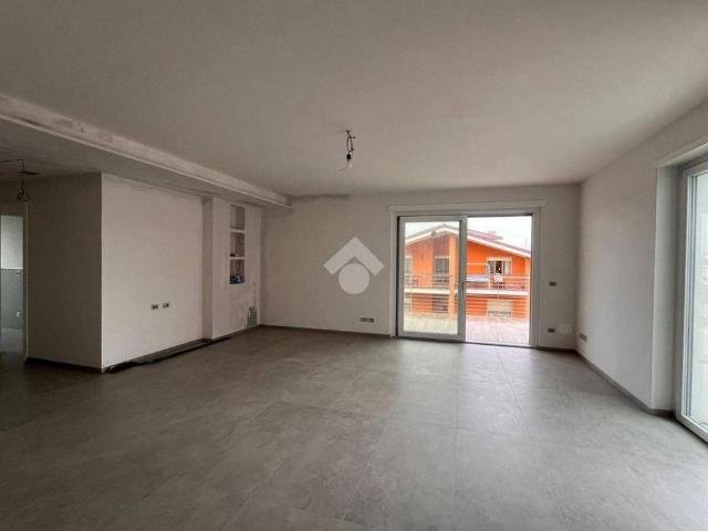 Bilocale via Vittorio Emanuele II 107, Centro, Bra