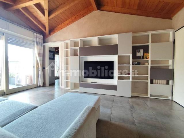 Bilocale via Vittorio Veneto, Sarnico