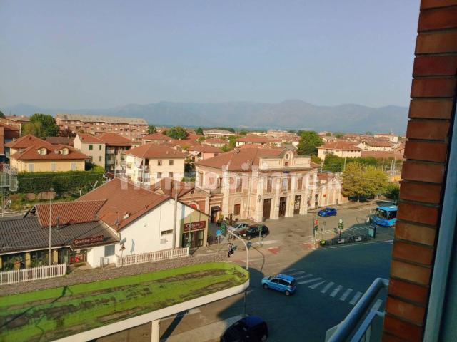 Bilocale via Vittorio Veneto 3, Centro, Ciriè